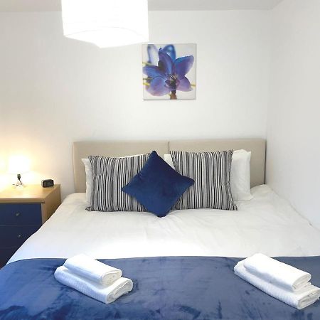 Cosy Family Home - Coventry City Centre - Entire House Dış mekan fotoğraf